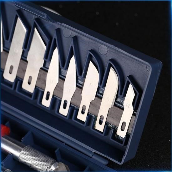 Robinanka® Zanaat 16 Parça Hobi Gravür Ahşap Heykel Çömlek Oyma Şekil Verme 13 Maket Bıçak Neşter Seti Robinanka® Zanaat 16 Parça Hobi Gravür Ahşap Heykel Çömlek Oyma Şekil Verme 13 Maket Bıçak Neşter Seti