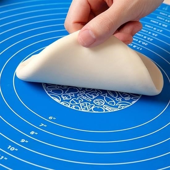 Robinanka® 40*50 cm Silikon Ölçekli Kullanımı Kolay Hamur Açma Matı Ekmek Mantı Makarna Hamuru Yoğurma Robinanka® 40*50 cm Silikon Ölçekli Kullanımı Kolay Hamur Açma Matı Ekmek Mantı Makarna Hamuru Yoğurma