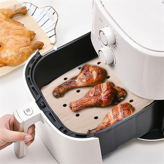 Robinanka® 200 Adet Air Fryer Pişirme Kağıdı Tek Kullanımlık Pişirme Kağıdı Delikli Kare Model Robinanka® 200 Adet Air Fryer Pişirme Kağıdı Tek Kullanımlık Pişirme Kağıdı Delikli Kare Model