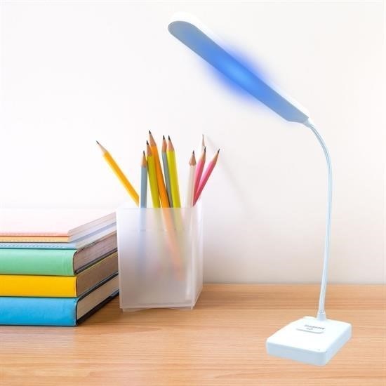 Robinanka® İnce Uzun USBli Dokunmatik 3 Kademeli 360 Derece Özel Göz Korumalı led Lityum Masa Lambası Robinanka® İnce Uzun USBli Dokunmatik 3 Kademeli 360 Derece Özel Göz Korumalı led Lityum Masa Lambası
