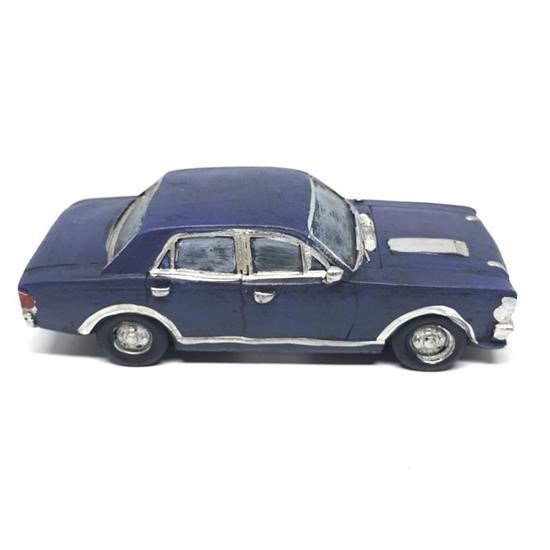 Robinanka® Decotown Nostaljik Klasik Dekoratif Eski Model Araba Biblo Eşyası Robinanka® Decotown Nostaljik Klasik Dekoratif Eski Model Araba Biblo Eşyası