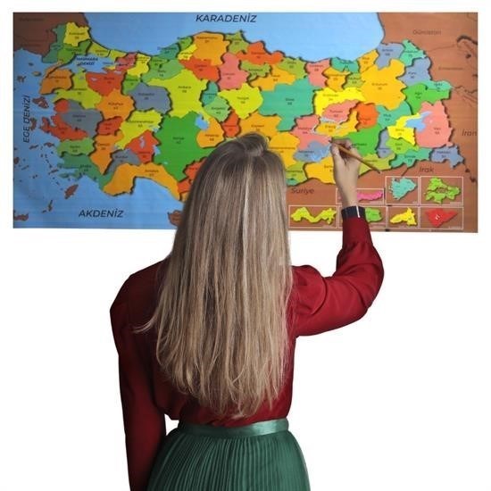 Robinanka® Renkli Türkiye Haritası Manyetik Yapıştırıcı Gerektirmeyen Duvar Stickerı 118 CM * 56 CM Robinanka® Renkli Türkiye Haritası Manyetik Yapıştırıcı Gerektirmeyen Duvar Stickerı 118 CM * 56 CM